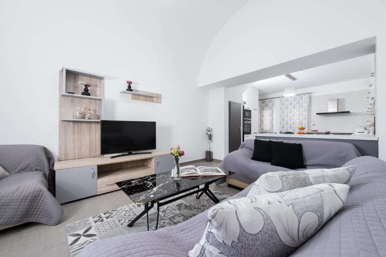 Golden Comfort Suites Vóthon 外观 照片